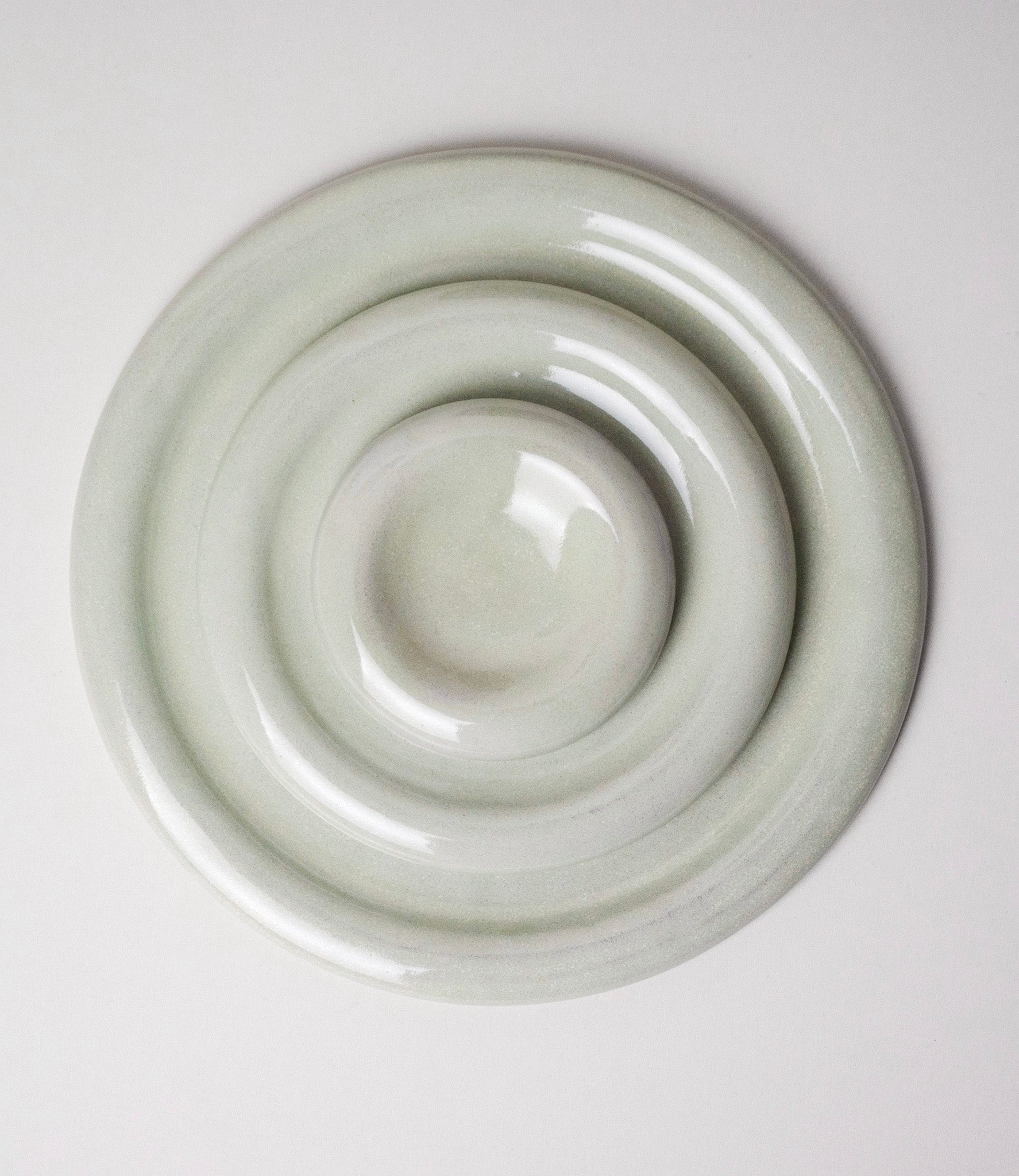 round rim plate